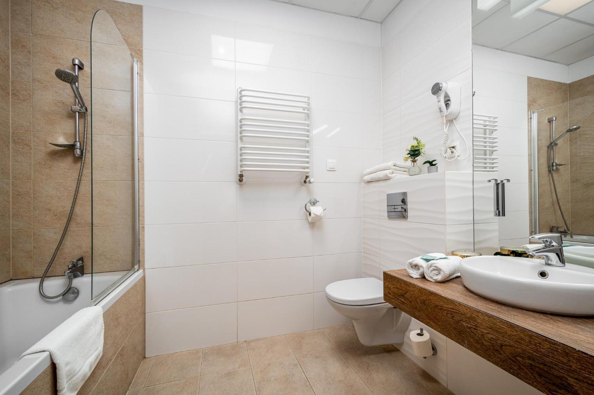 Al Jerozolimskie 216 Apart-Wawa Warsaw Ngoại thất bức ảnh